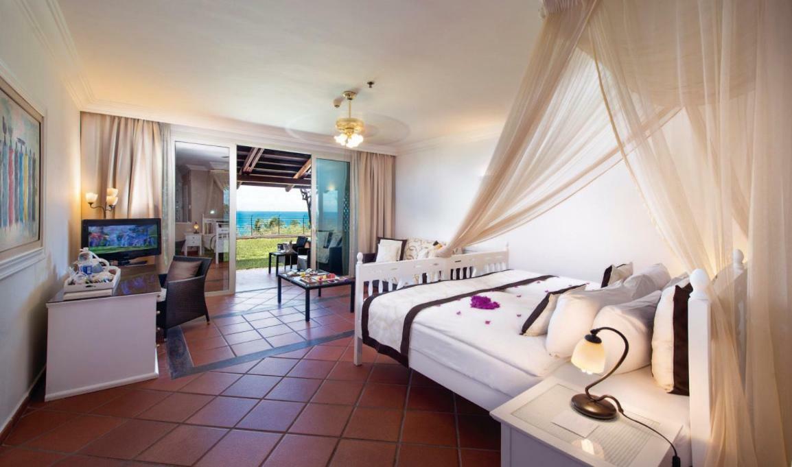 Hotel La Gemma Dell'Est Nungwi Exteriör bild